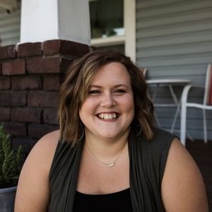 Meet your Posher, Dana